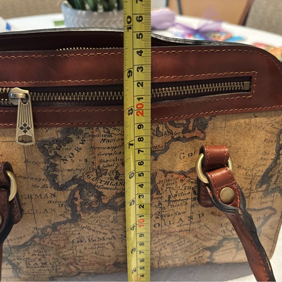 NWT Patrica Nash European Map Print Calvi Handbag - Picture 6 of 6